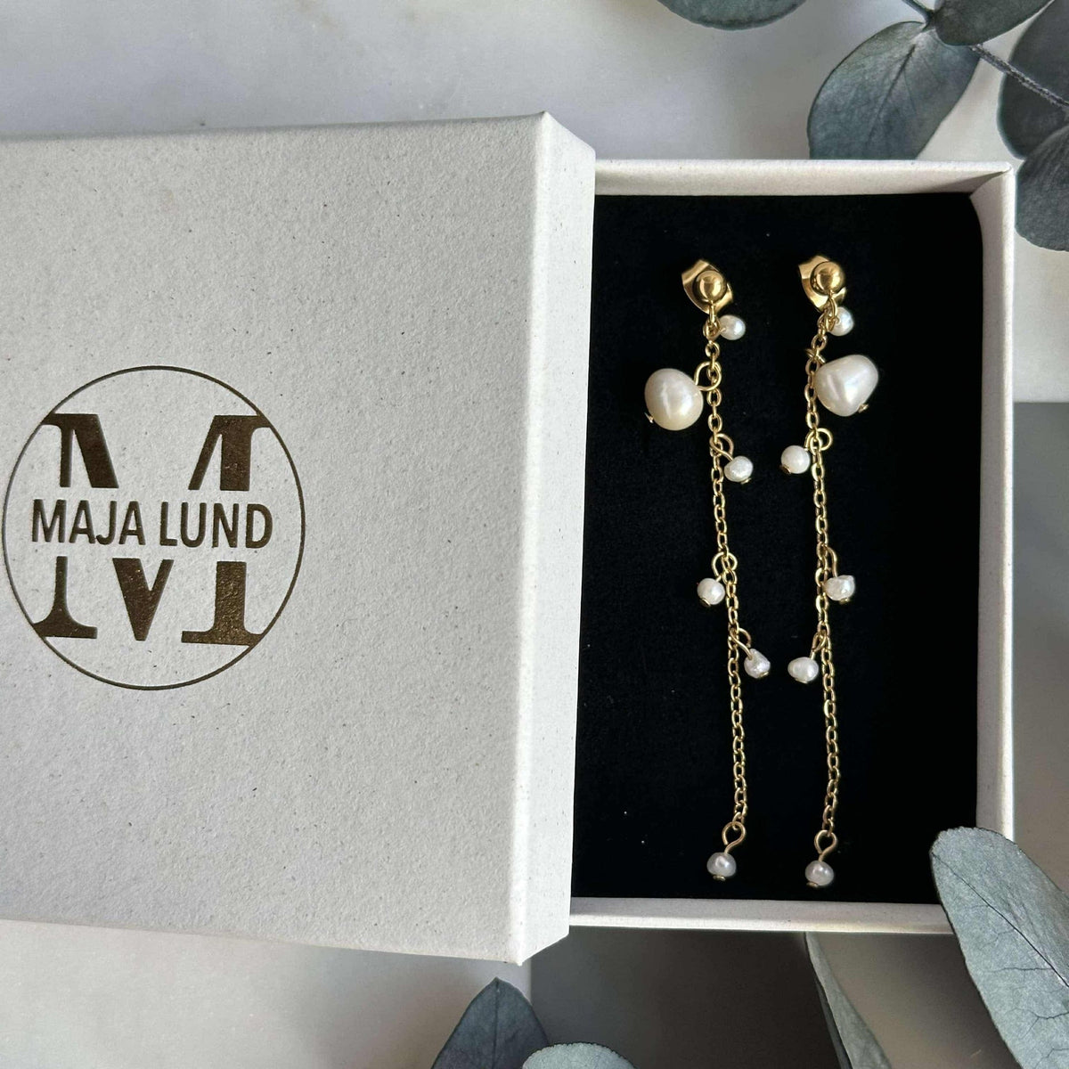 Boucles d’oreilles Flora avec perles d’eau douce