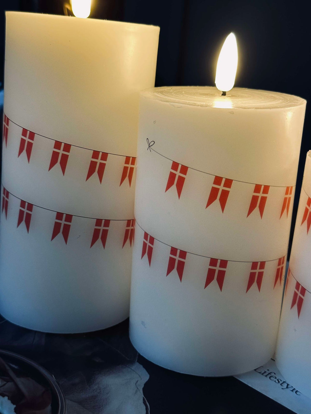 Bougies bloc LED avec drapeau – Lot de 3 et télécommande