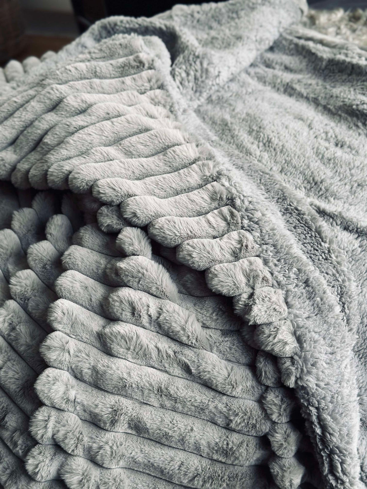 Couvre-lit STRIB - Gris clair