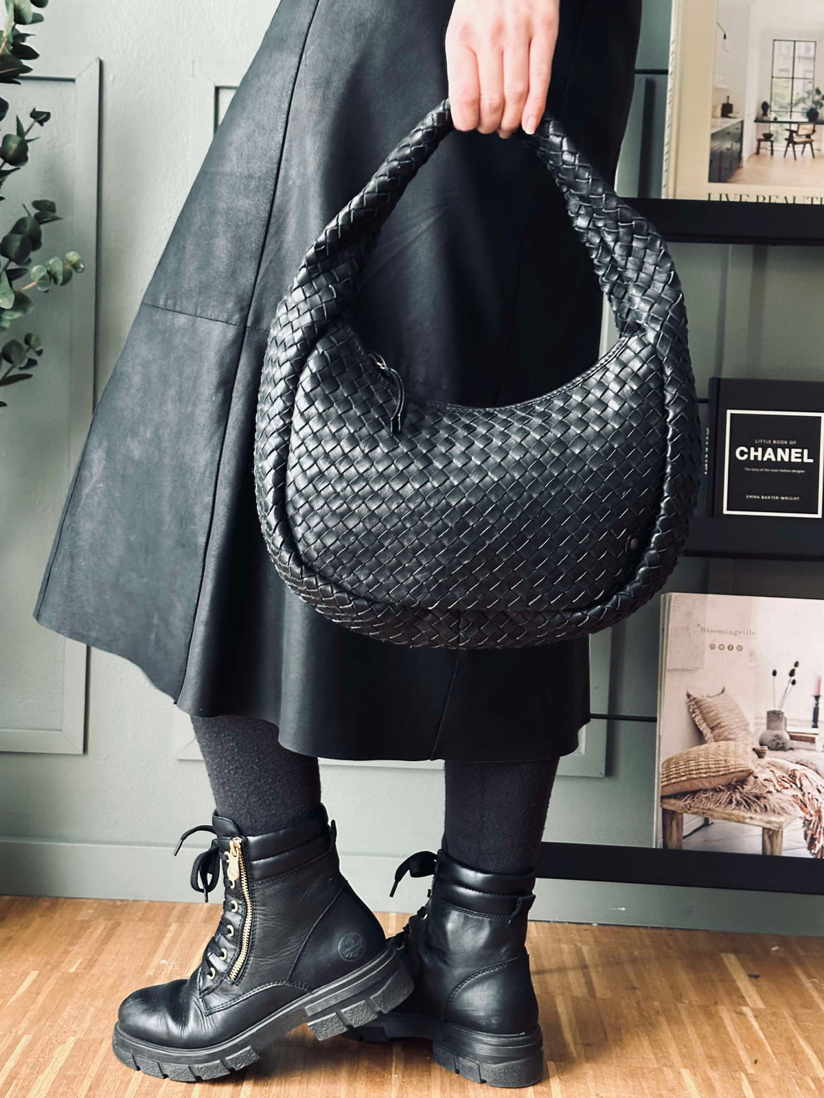 Élégant sac bandoulière tressé à la main - Black