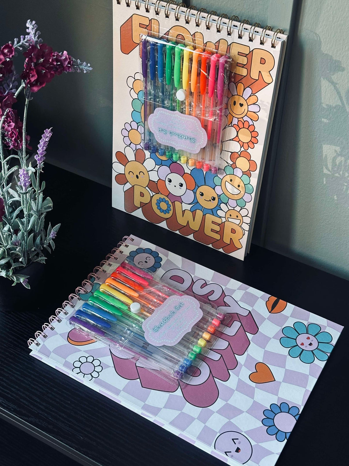 Bloc de dessin avec stylos gel - mélange de couleurs