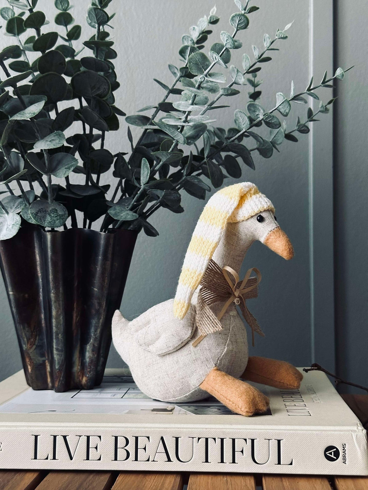 Canard de Pâques avec bonnet - Small