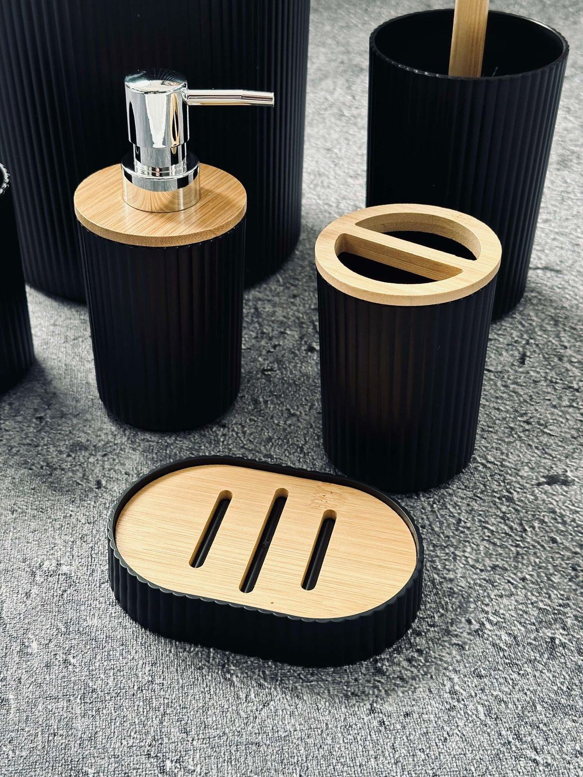 Ensemble de salle de bain : 6 pièces