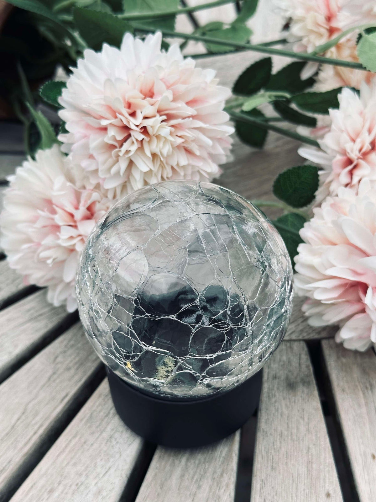 Boule solaire en verre - Base noire