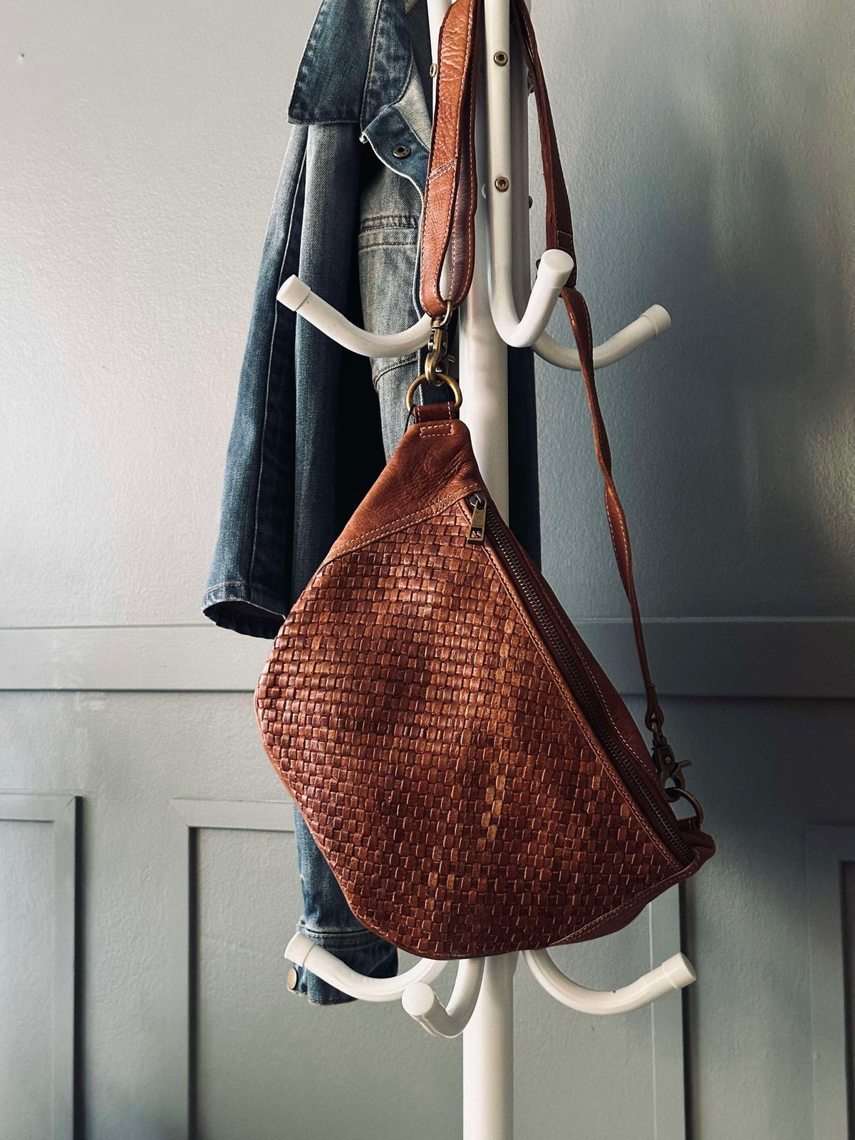 Banane DARIA Leather  - Walnut