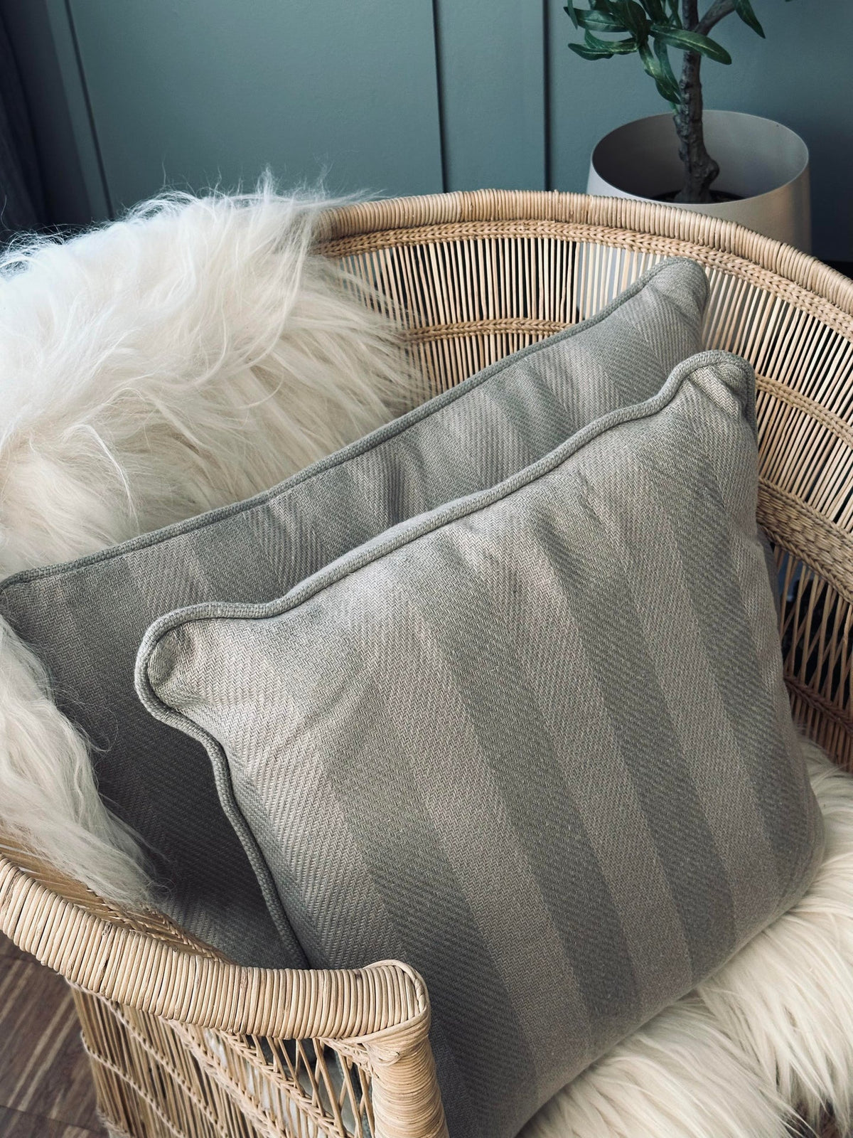 Coussin avec garnissage - Gris / menthe 40x60