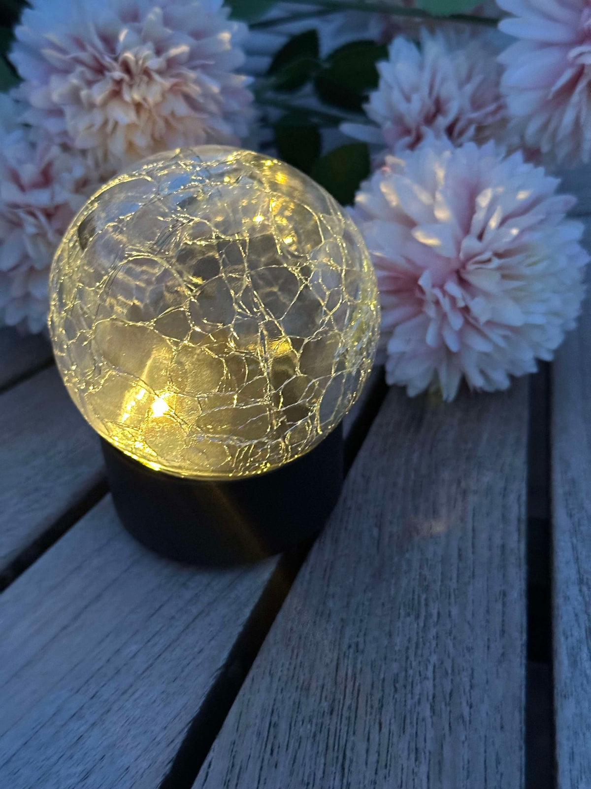 Boule solaire en verre - Base noire