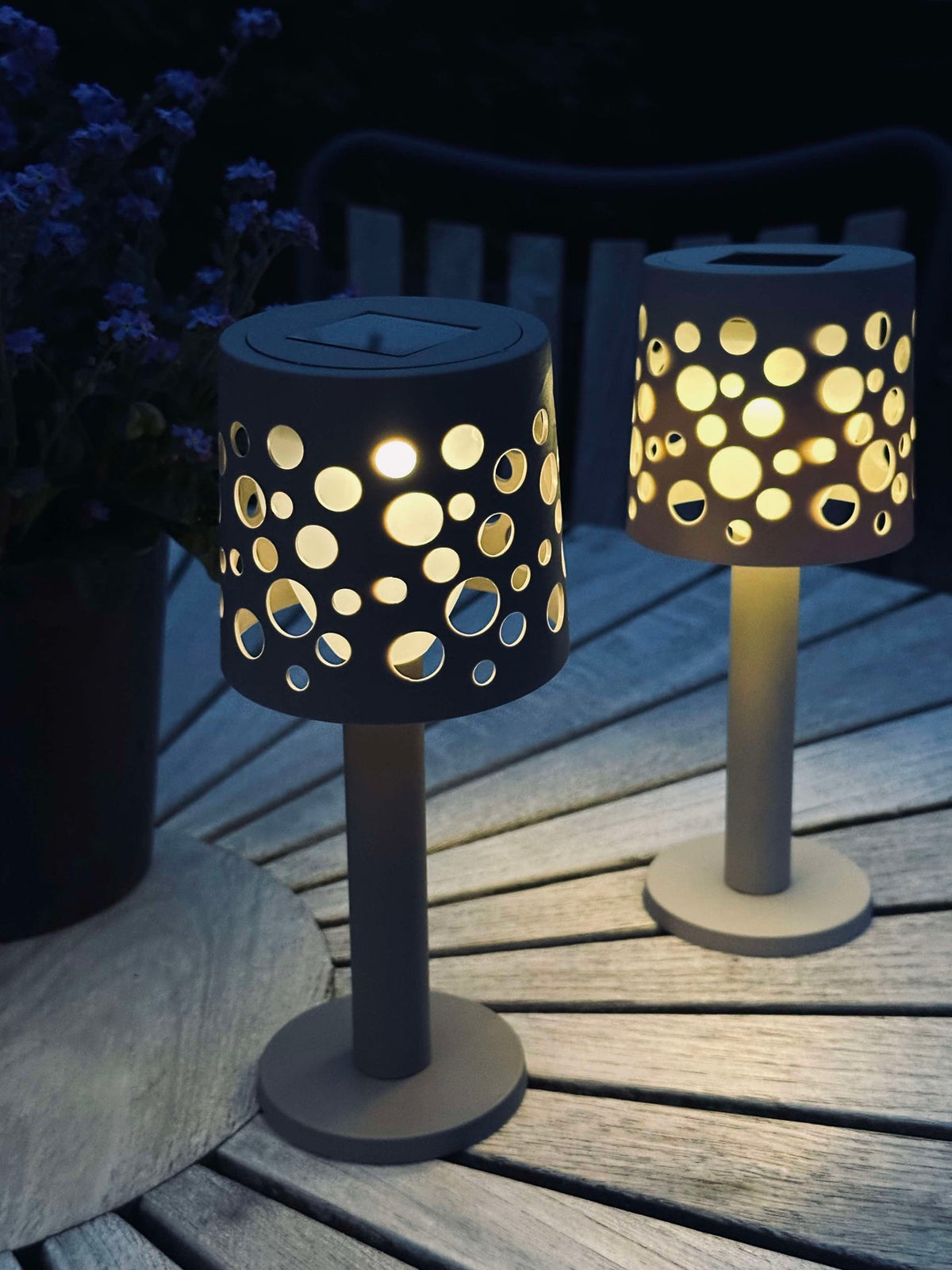 Lampe de table à énergie solaire - Beige foncé