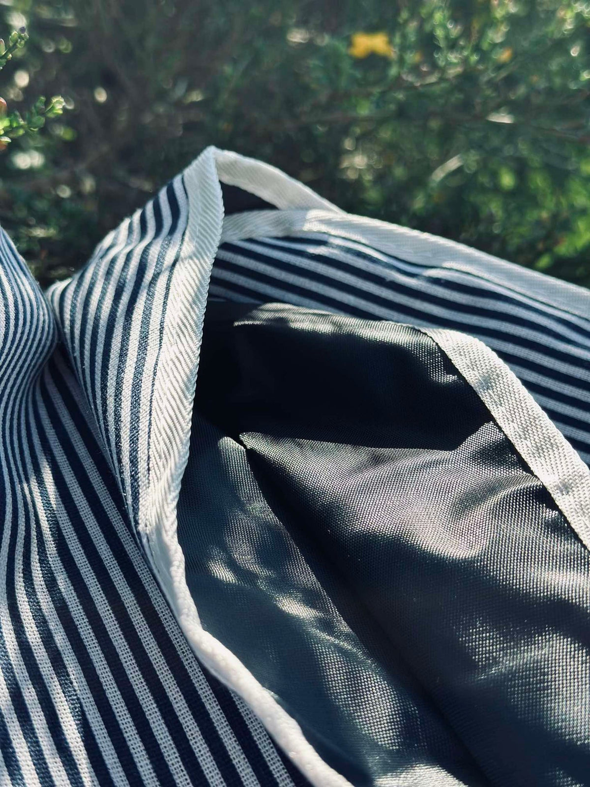 Panier pique-nique avec contenu pour 4 personnes - DELUXE