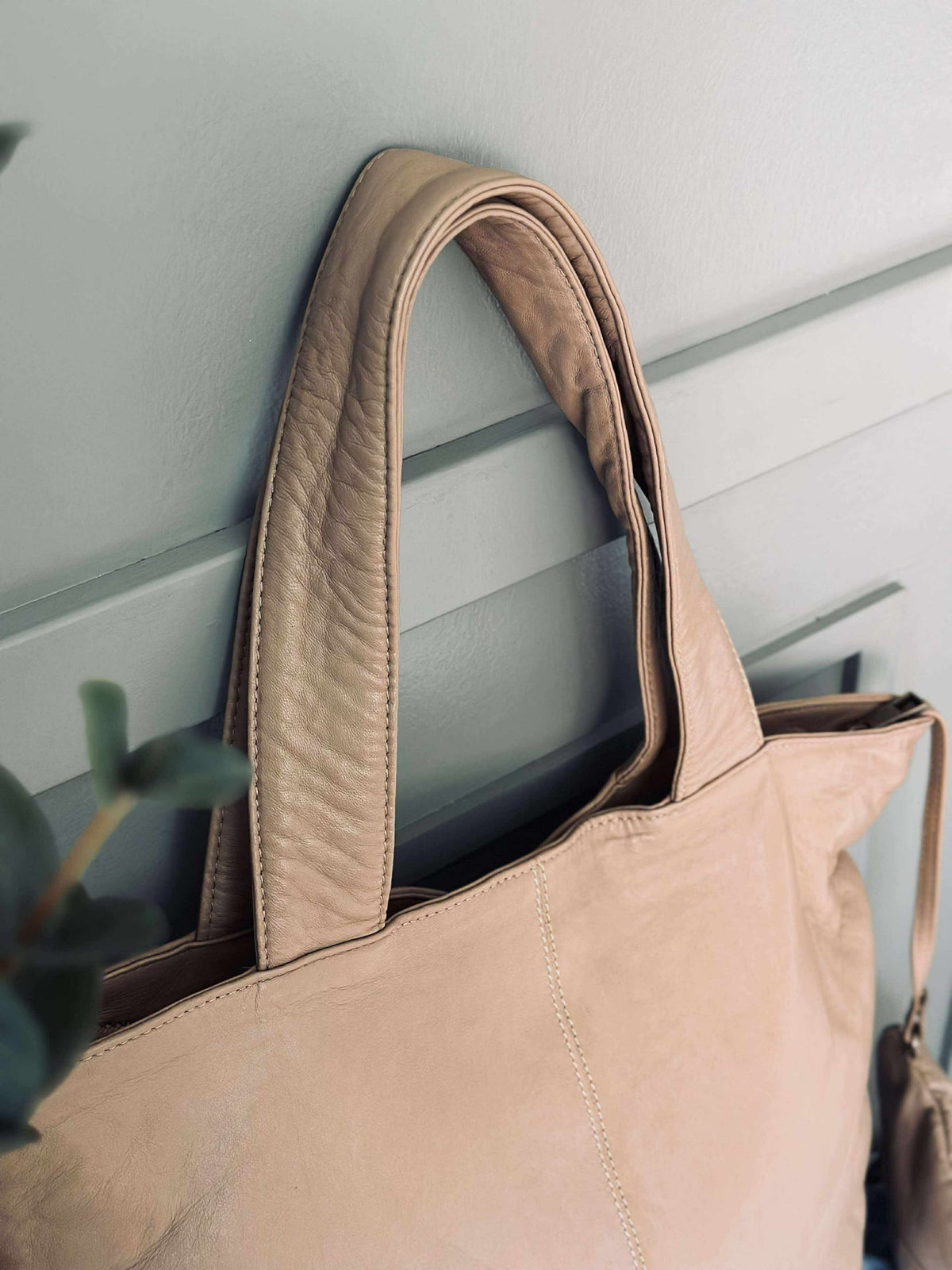Shopper with clutch MILLE – Latte