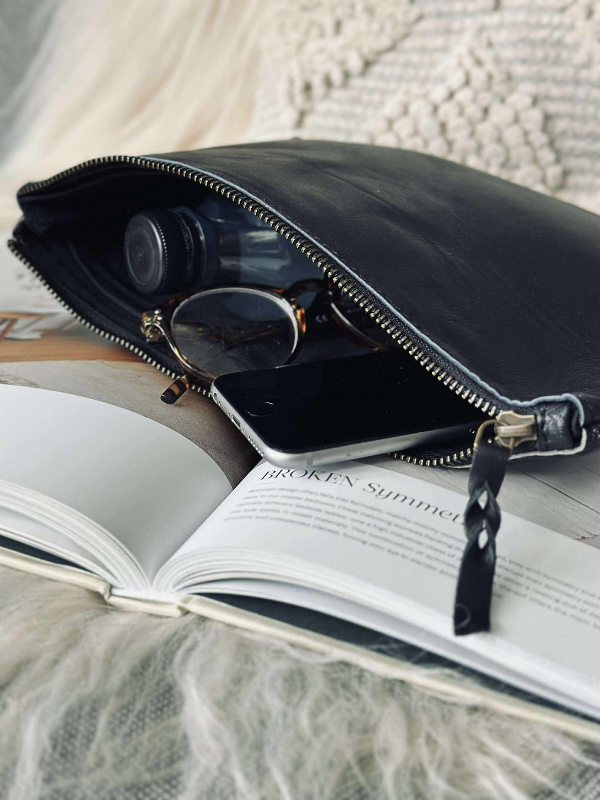 Trousse de maquillage / Pochette  - Cuir noir