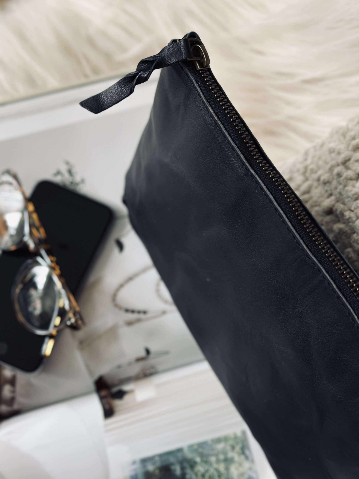 Trousse de maquillage / Pochette  - Cuir noir