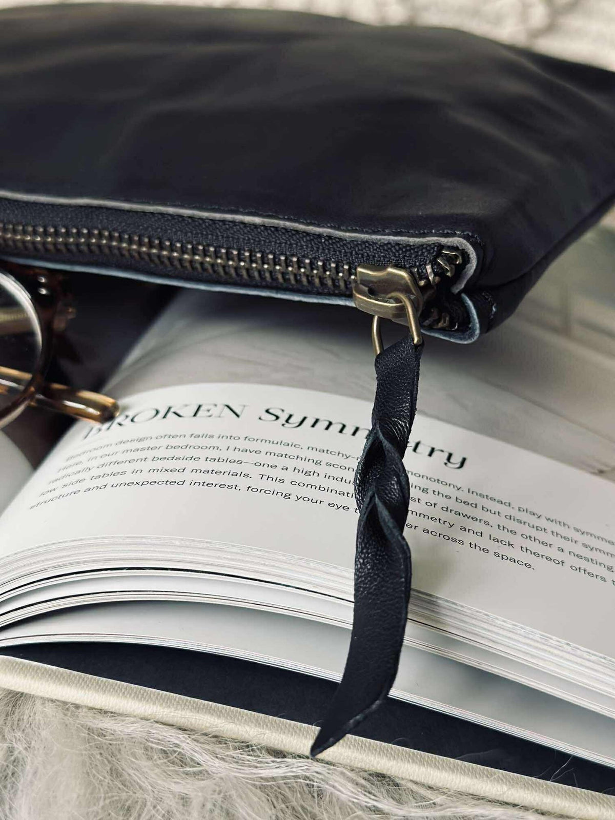 Trousse de maquillage / Pochette  - Cuir noir