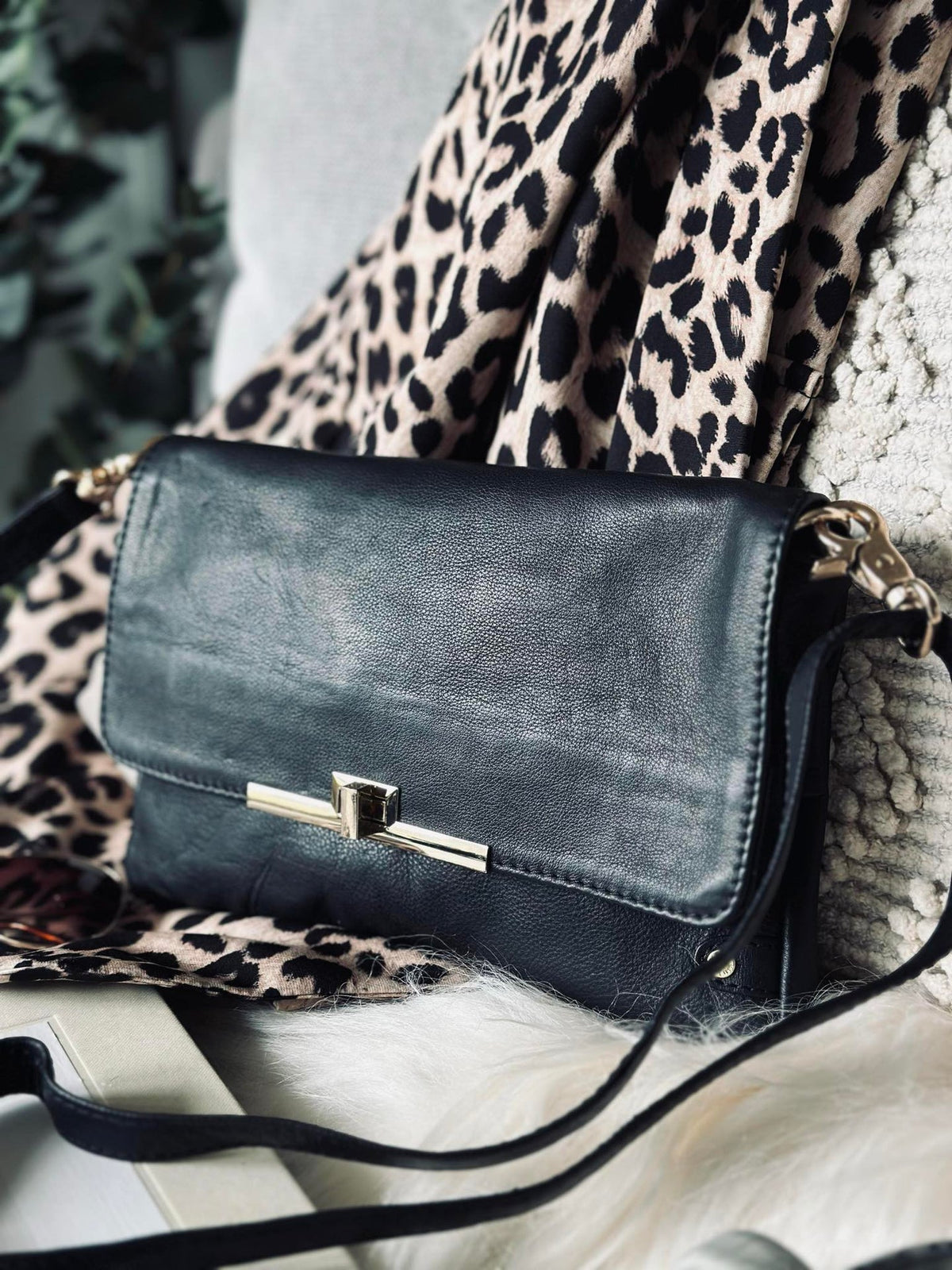 Pochette Elegant black / gold