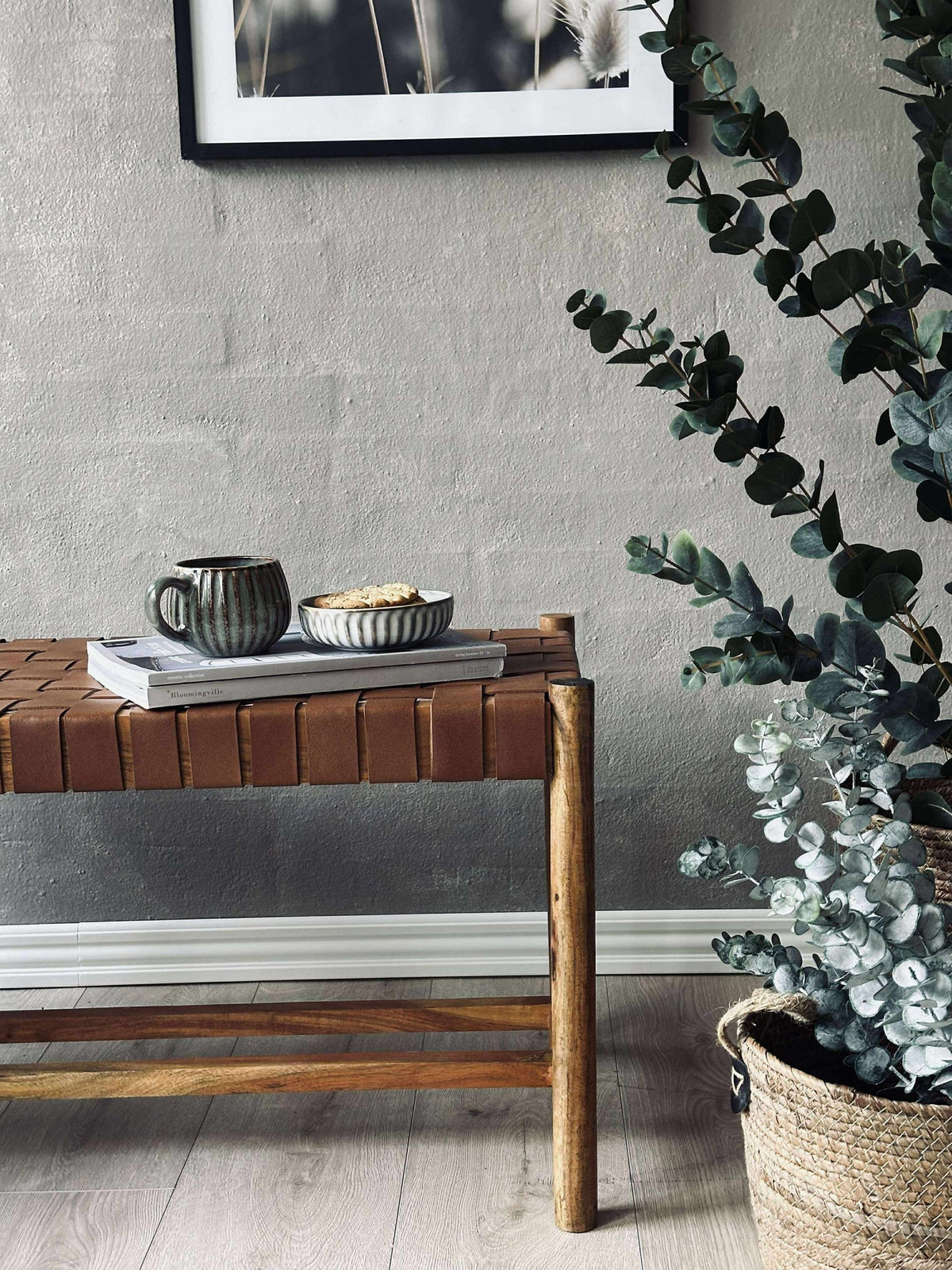 Banc avec assise tressée - cuir cognac