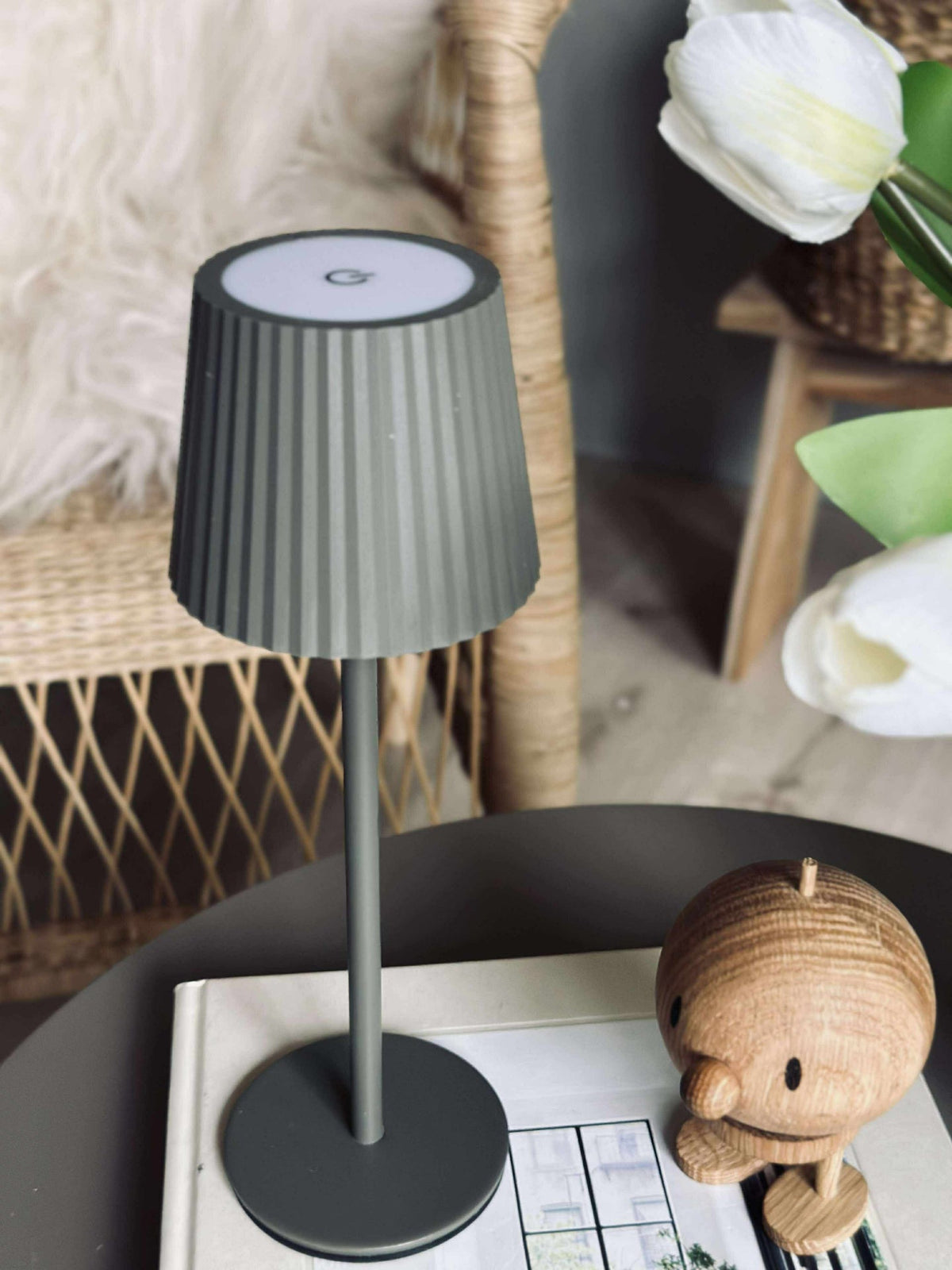 Lampe de table LED MILLA Taupe - rechargeable