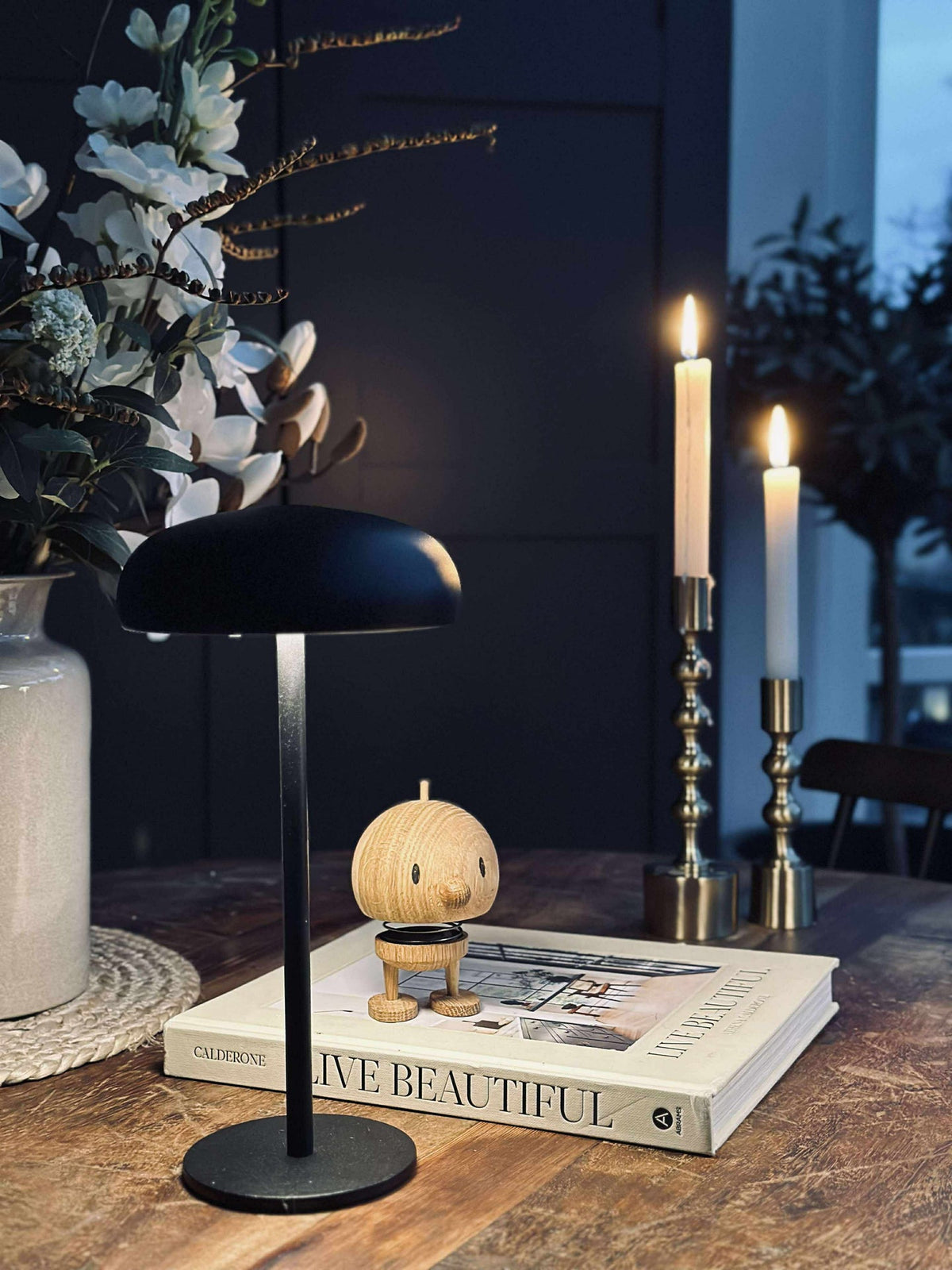Lampe de table tactile LED Isolde. Noir/Beige
