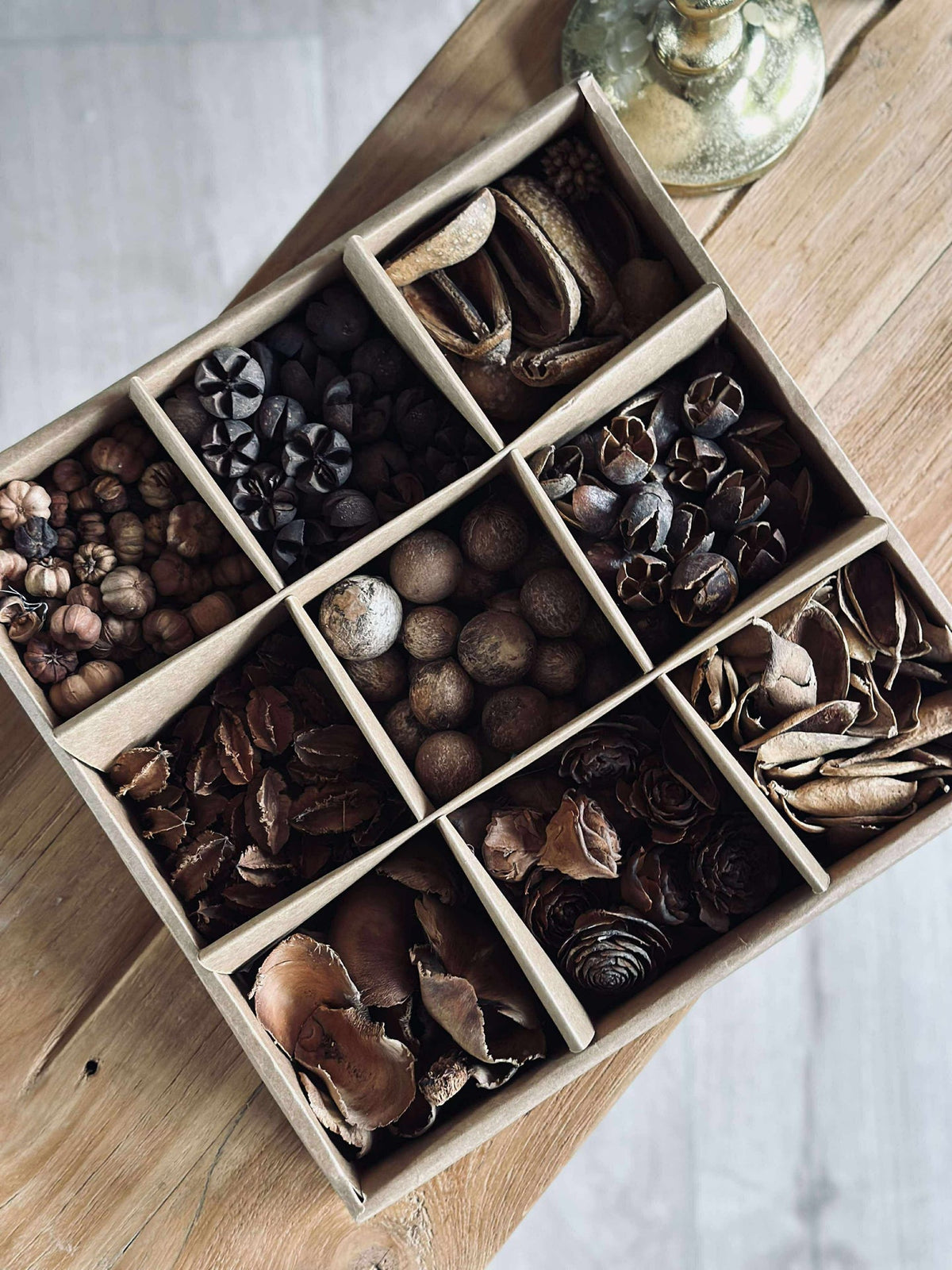 Boîte déco avec décorations naturelles - MIX