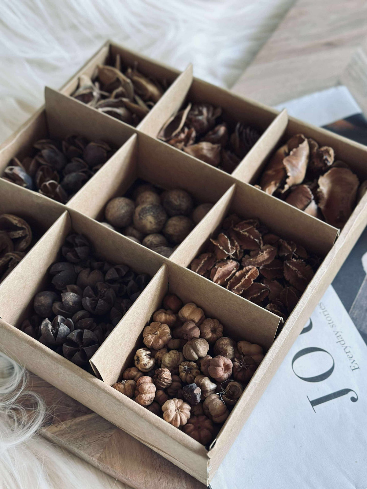 Boîte déco avec décorations naturelles - MIX