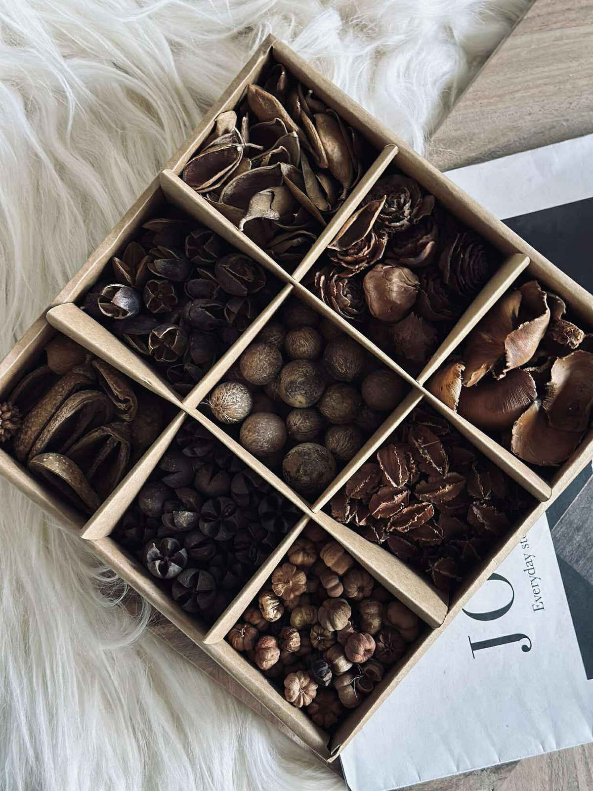 Boîte déco avec décorations naturelles - MIX