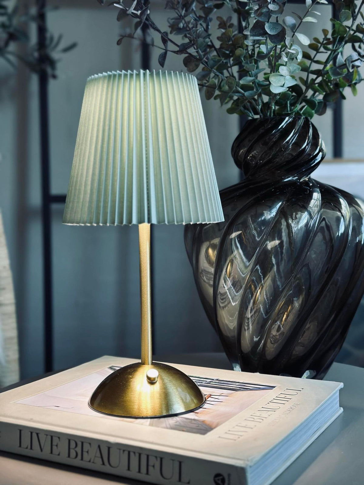 Lampe de table LED Large Plisse´ - rechargeable