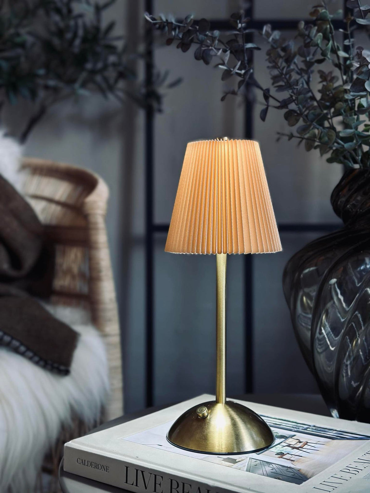 Lampe de table LED Plisse´ beige - rechargeable