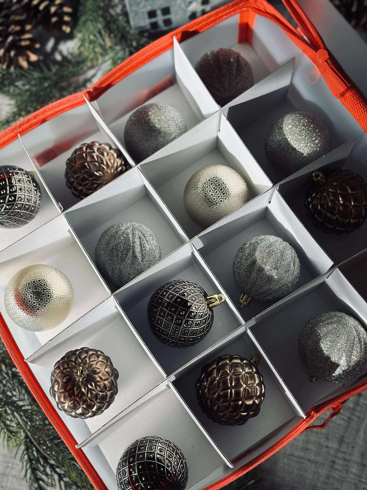 Rangement pour boules de Noël - MAX 32 boules de Noël