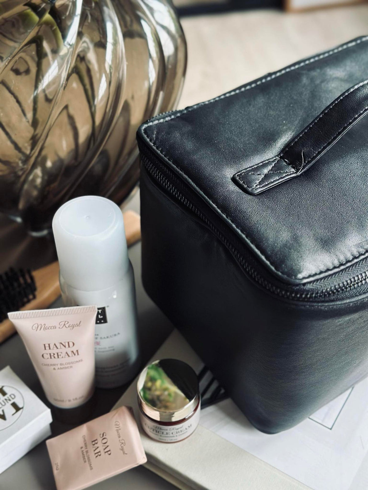 Trousse de toilette classique - Black / Black