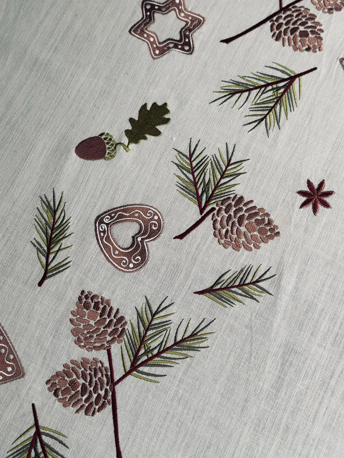 Nappe de Noël broderie - 140x240