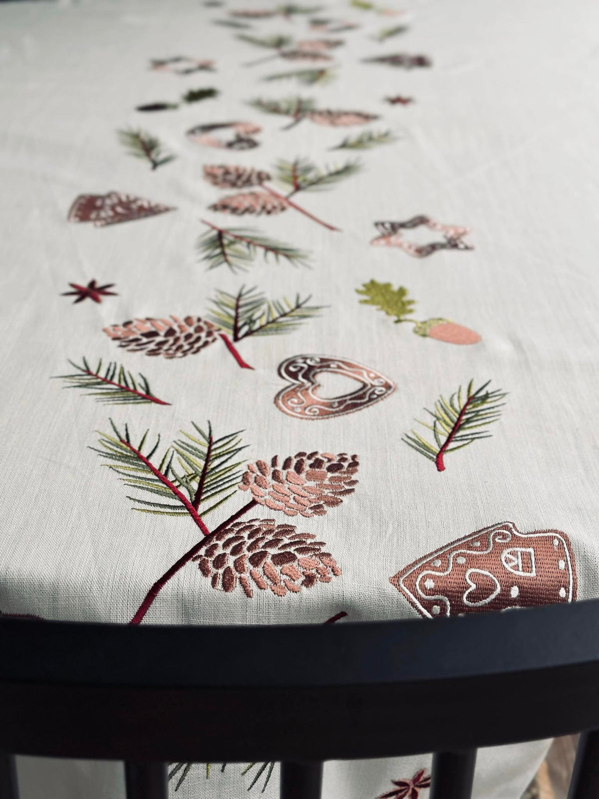 Nappe de Noël broderie - 140x240