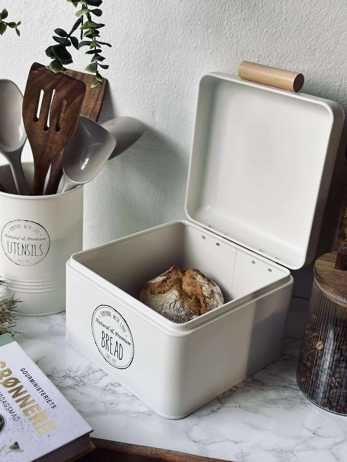 Boîte à pain Crème