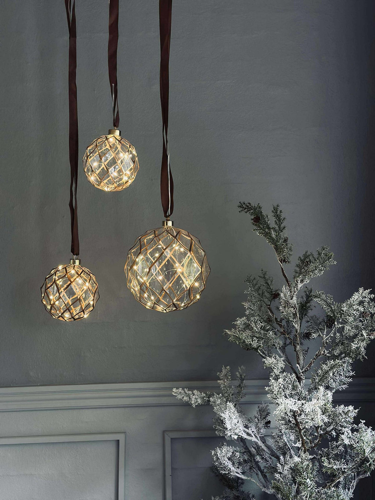 Suspension en verre avec lumière - Plusieurs tailles