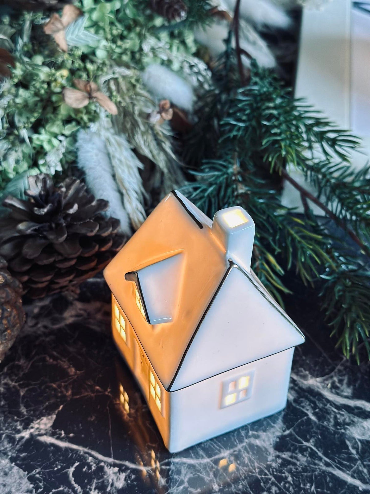 Maison lumineuse avec éclairage LED - Porcelaine