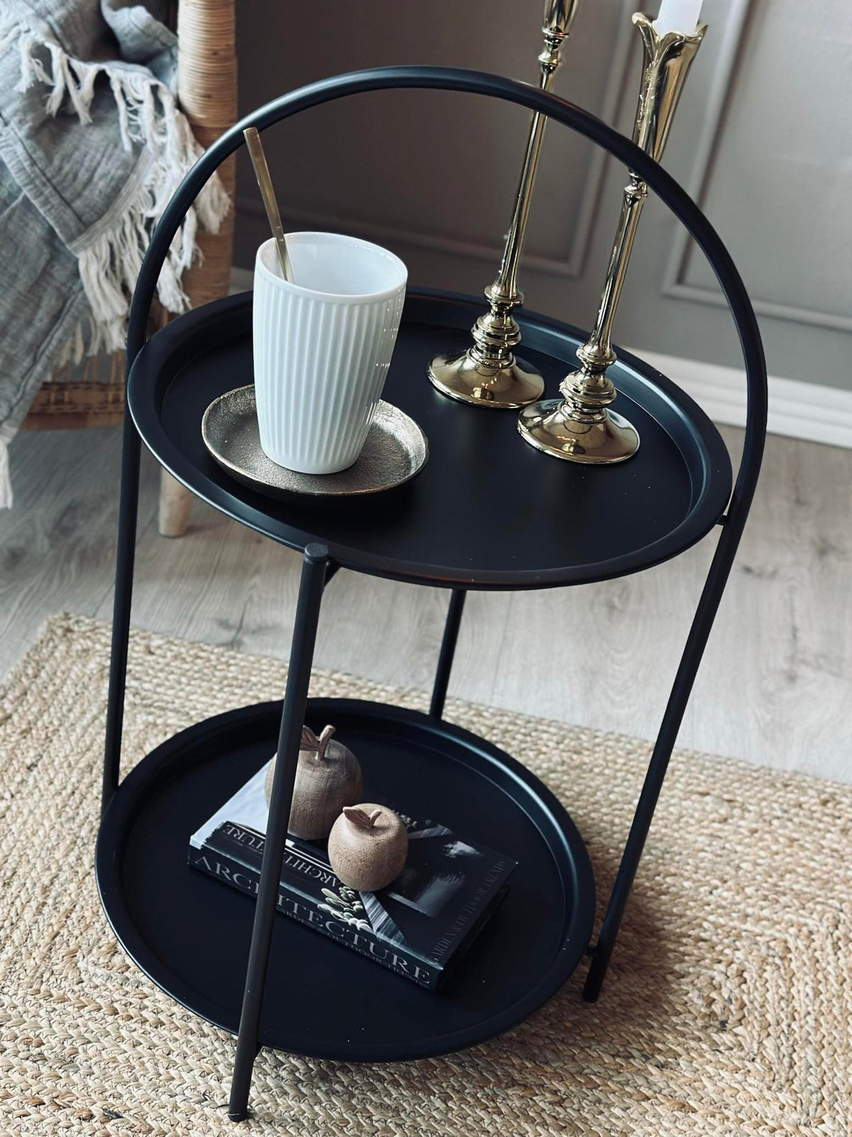 Table avec étagère
