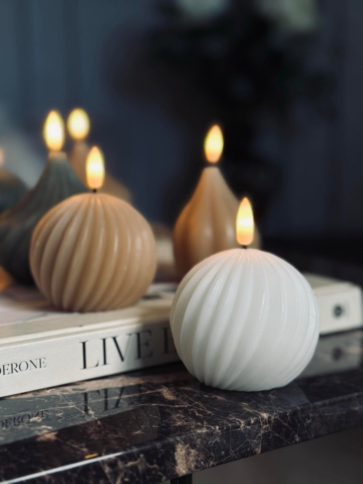 Boule lumineuse LED - plusieurs couleurs