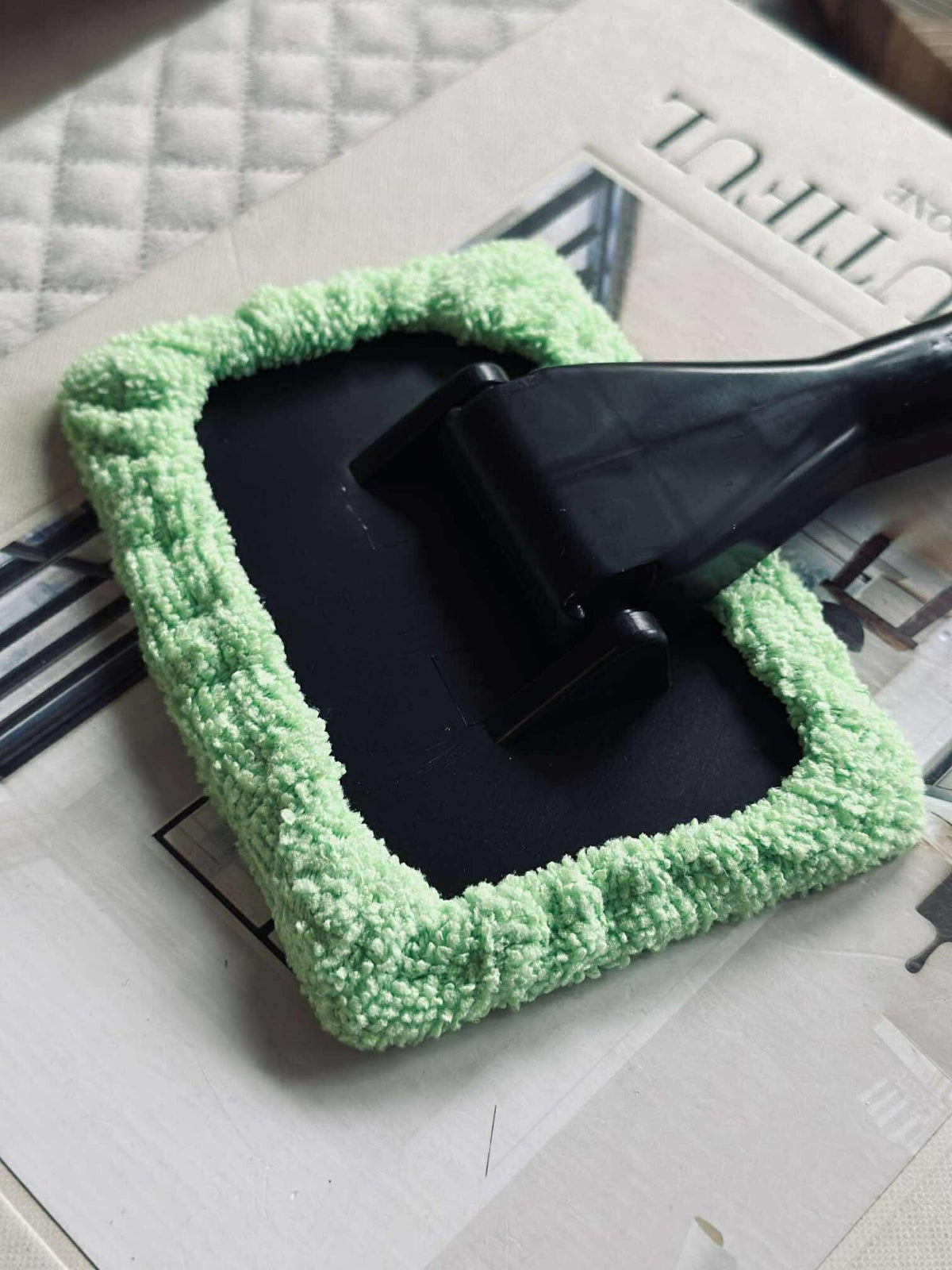 Nettoyeur de surface en microfibre
