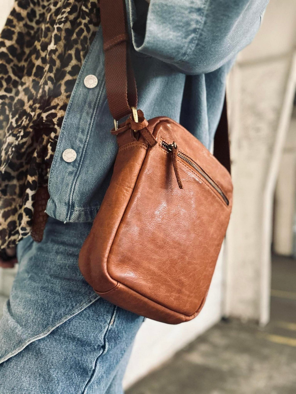 Sac pour téléphone / Crossover – Cognac