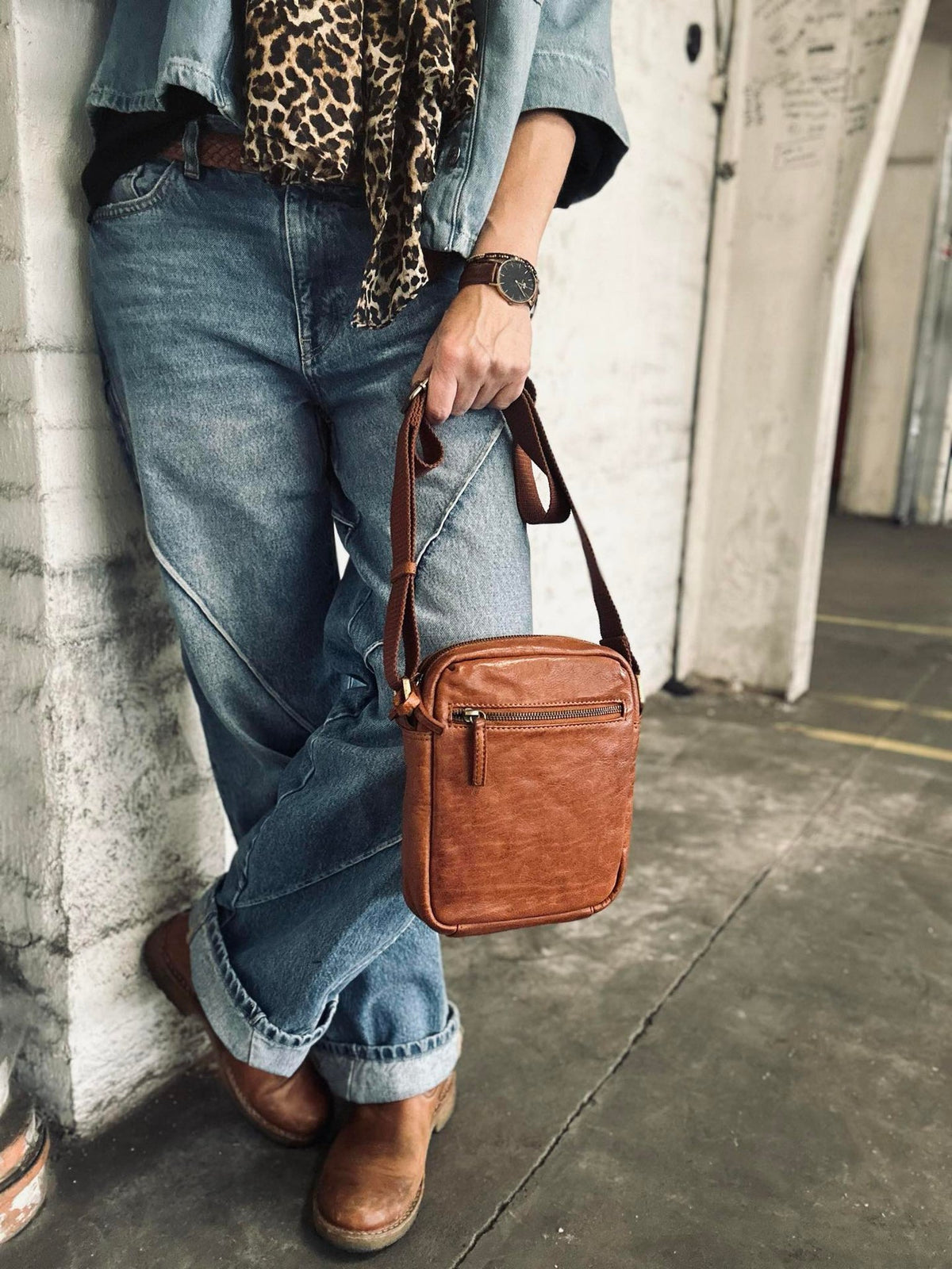 Sac pour téléphone / Crossover – Cognac