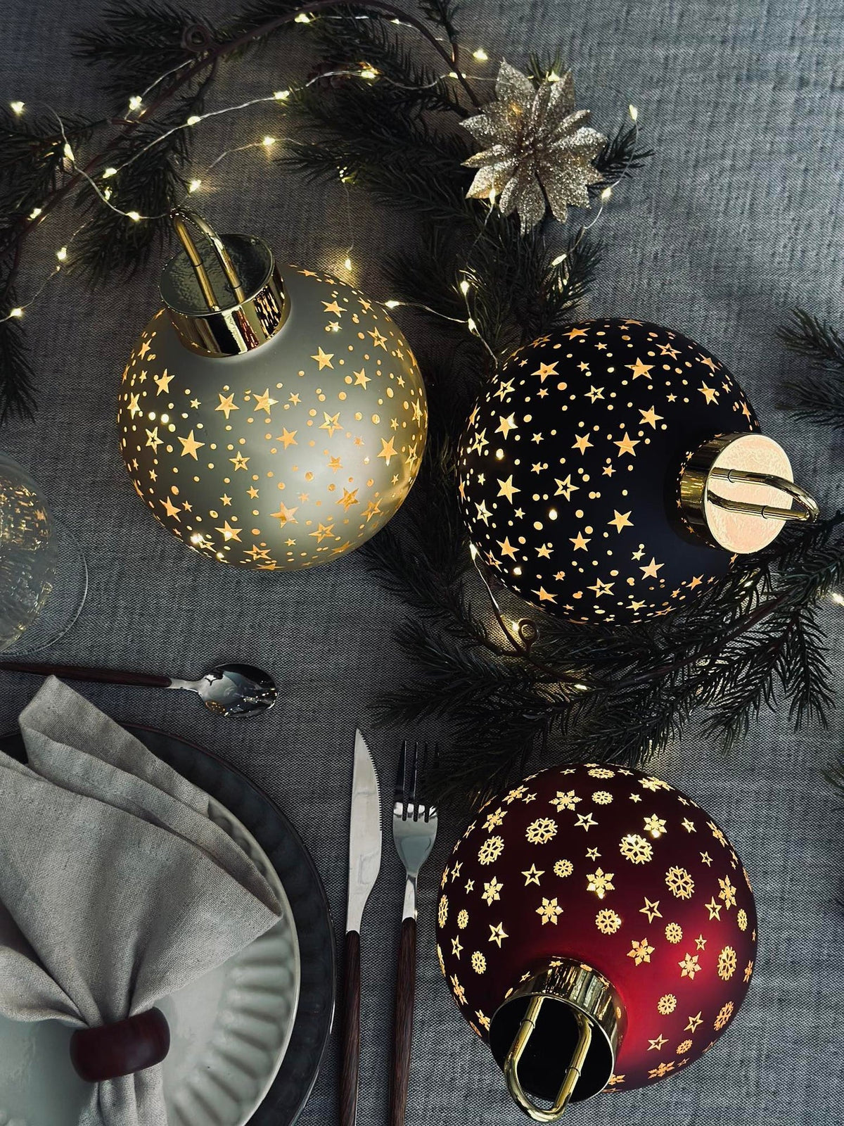 Boule de Noël avec lumière LED - Rouge