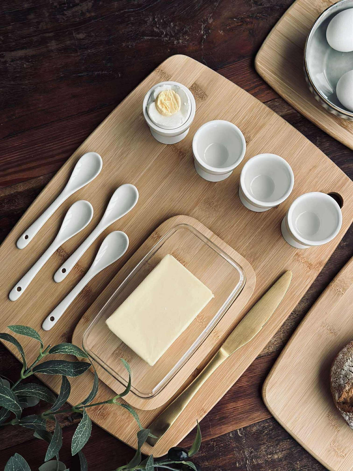 Coquetiers en porcelaine - 4 pcs avec cuillères