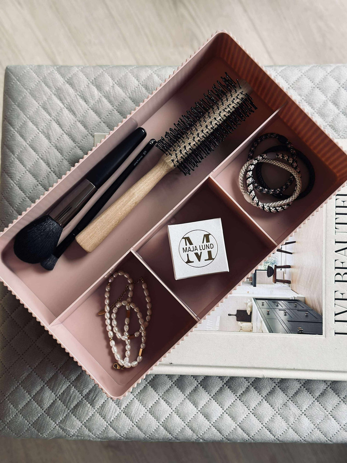 Organisateur de maquillage compartimenté - Rose