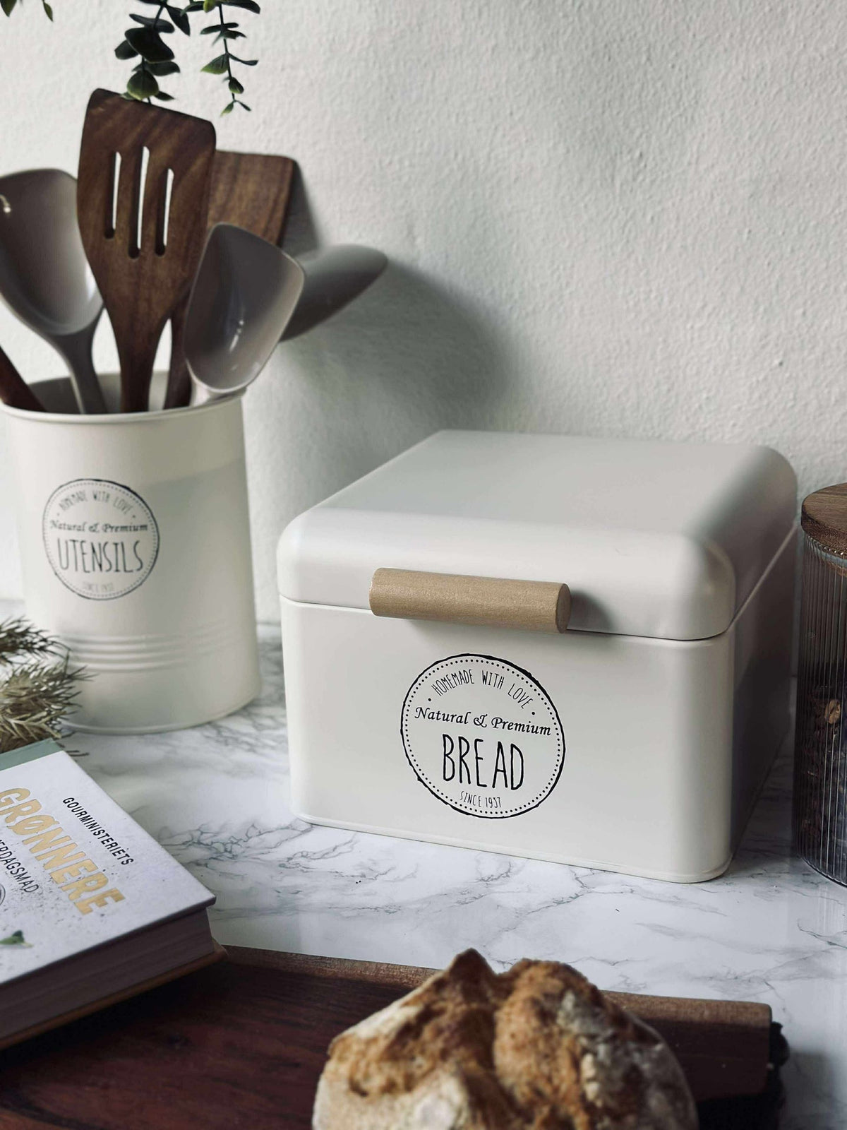 Boîte à pain Crème