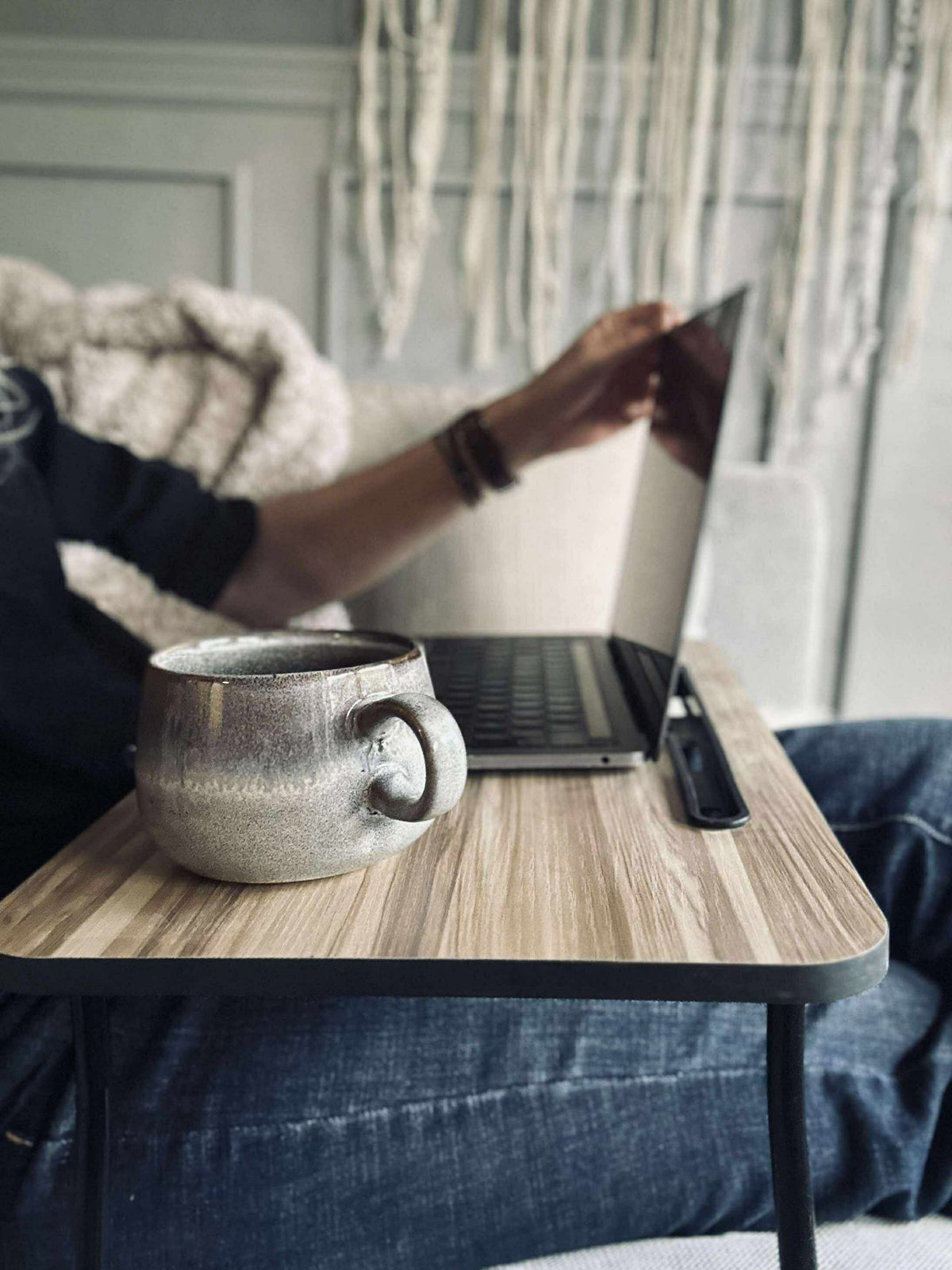 Table plateau avec support pour ipad / téléphone