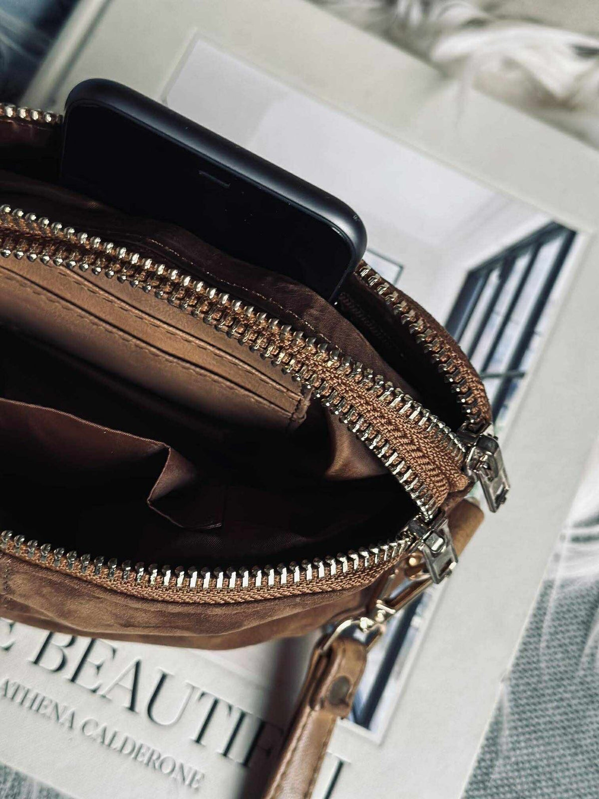 Pochette crossbody ALICE - Daim caramel