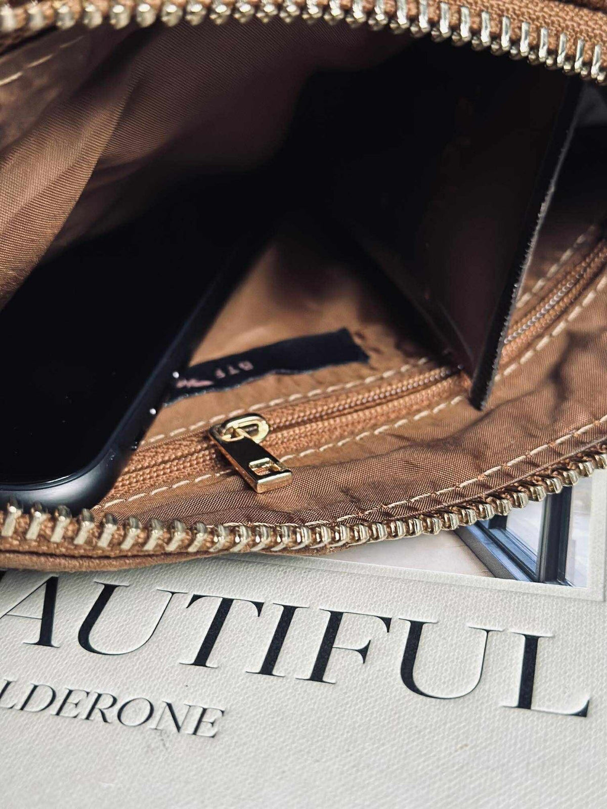 Pochette crossbody ALICE - Daim caramel