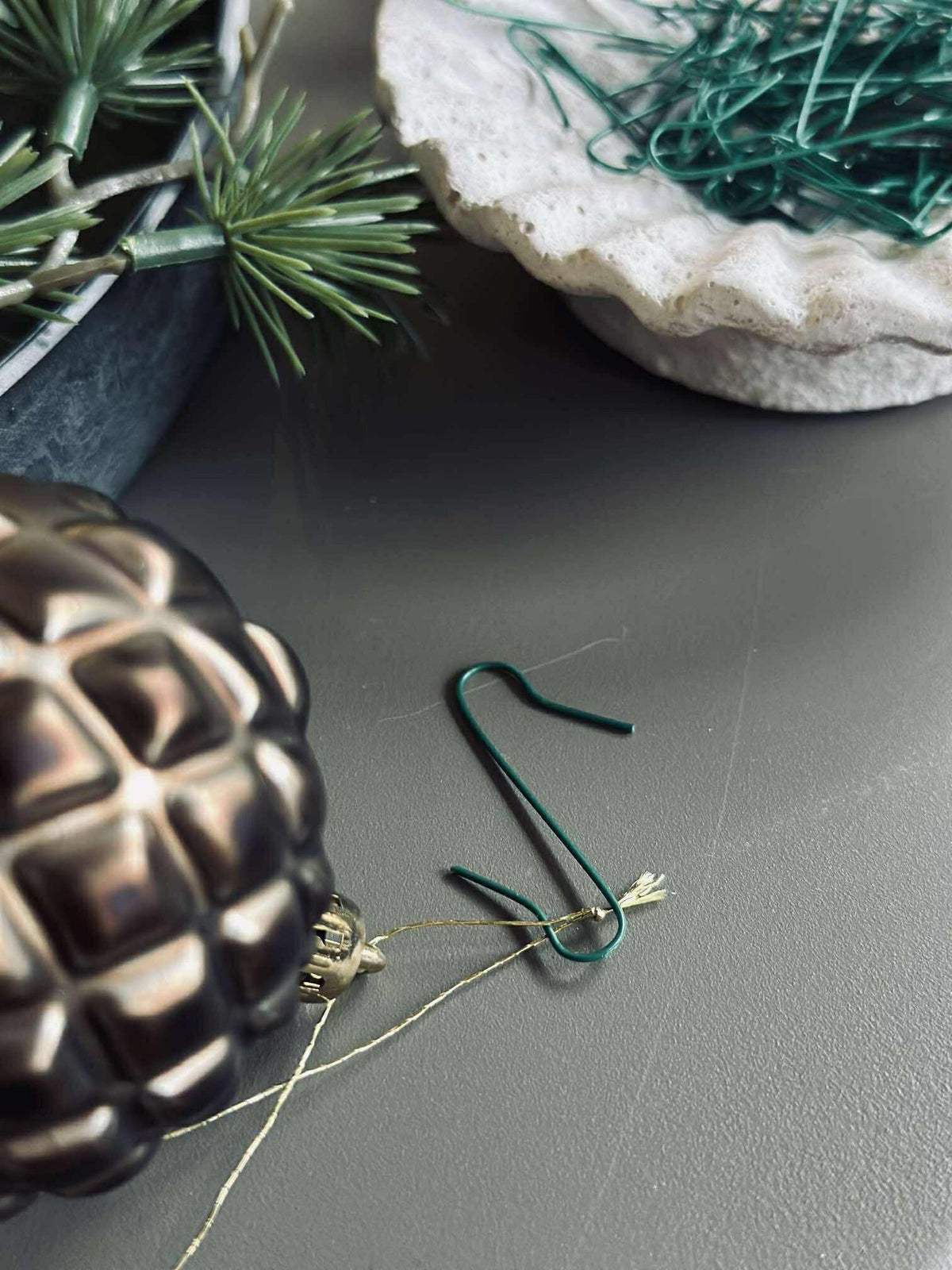 Crochet pour suspendre les décorations de Noël - 50 pcs