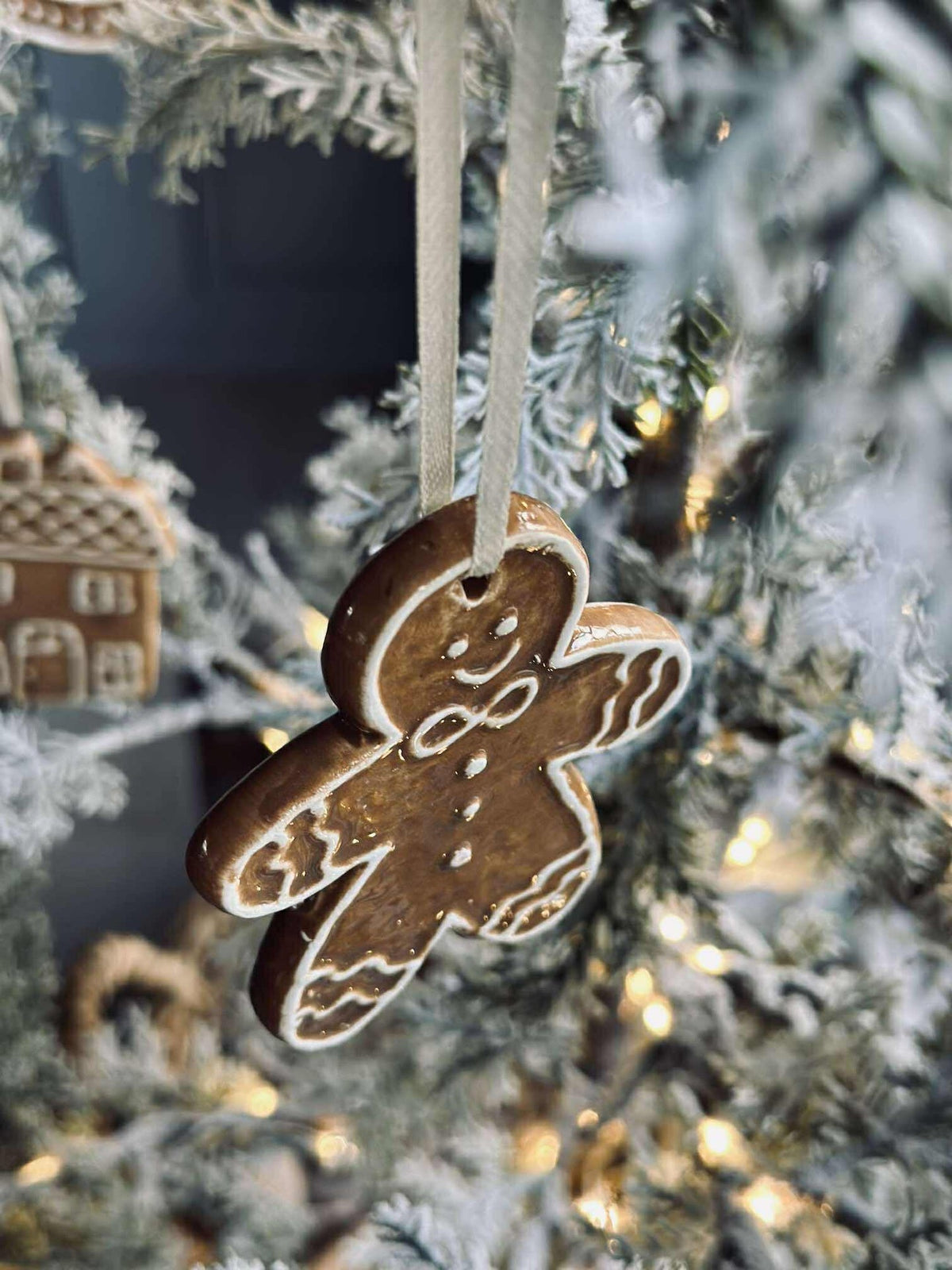 Bonhomme en pain d’épices à suspendre