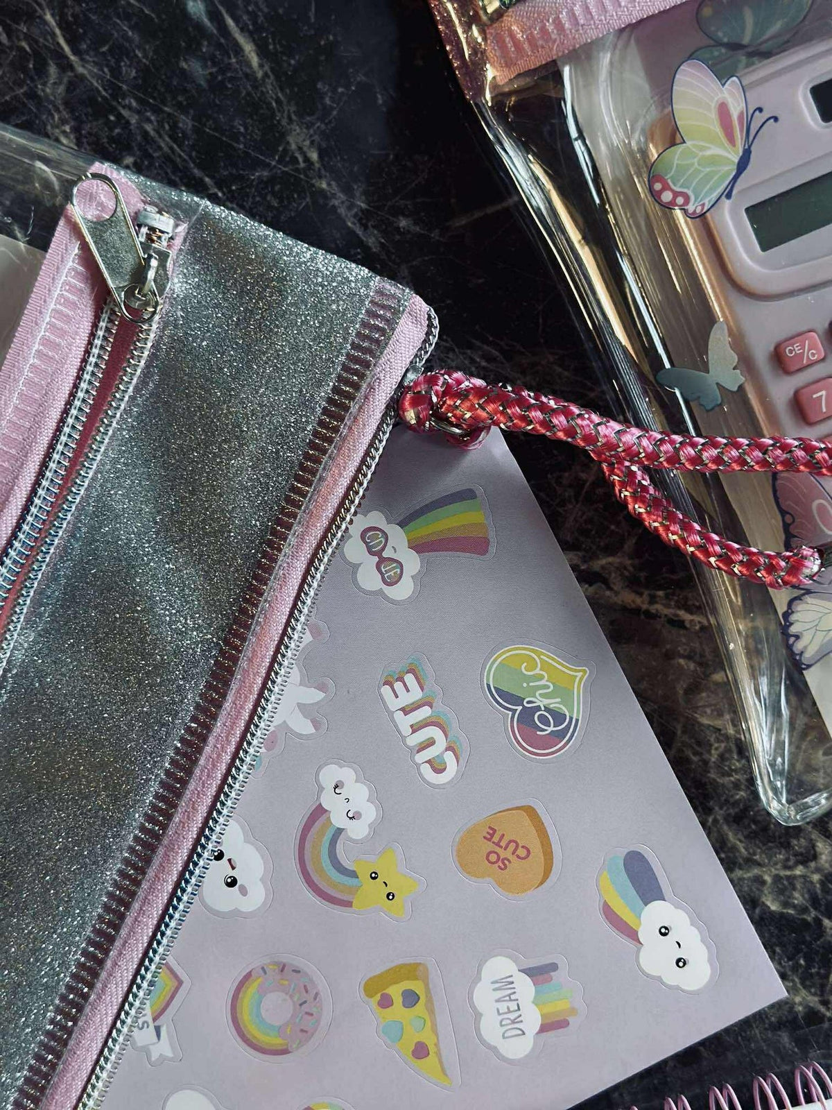 Girl bag avec contenu - MIX