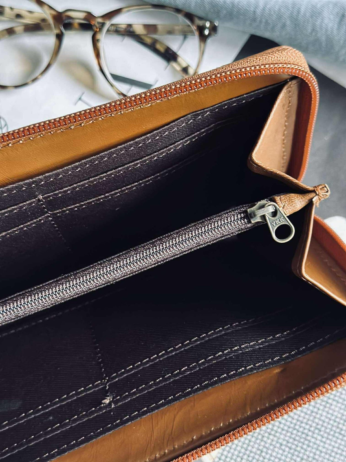 Clutch cloutée - LIMA Small