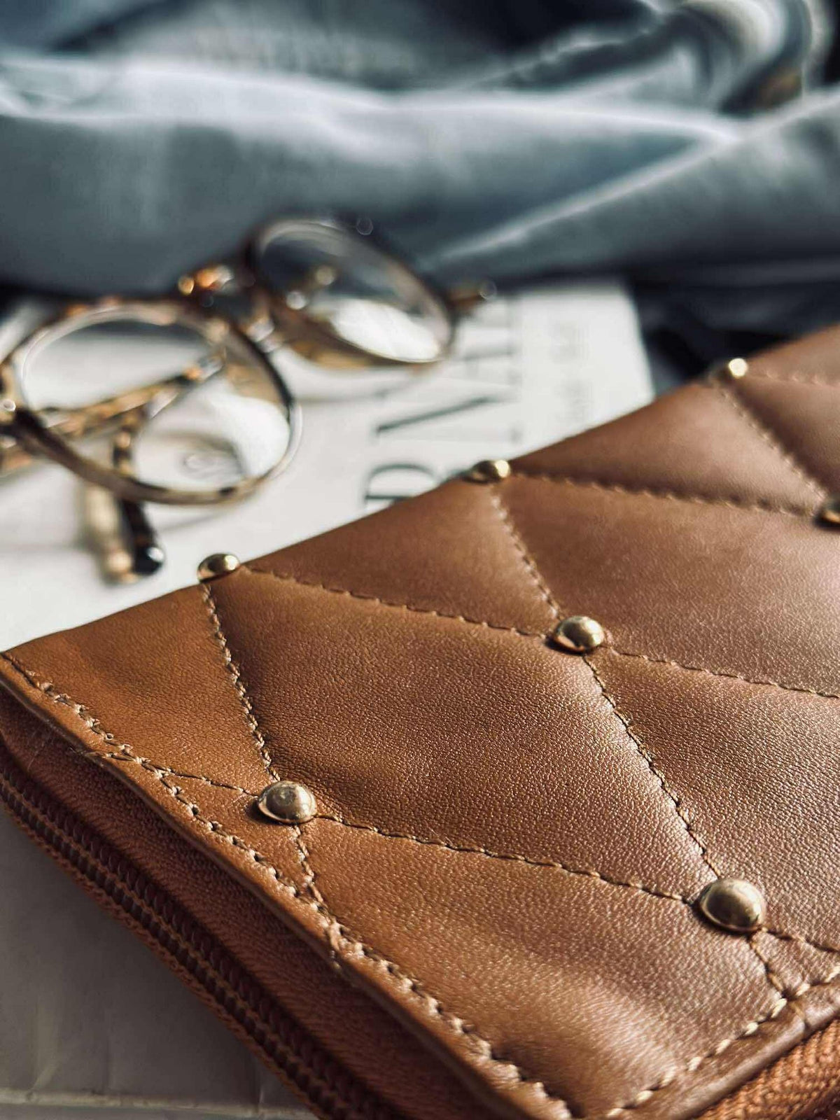 Clutch cloutée - LIMA Small
